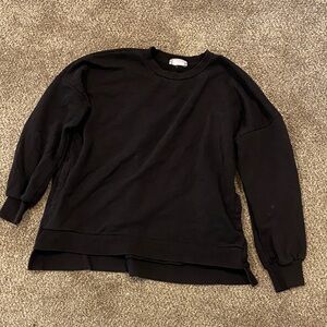 Zenana Outfitters Black Crewneck Sweater